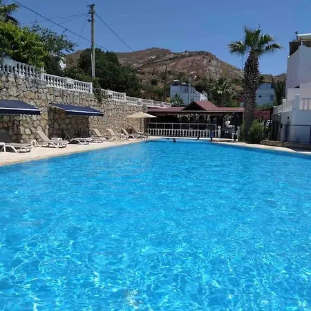 Peaceful And Quite House With Greek Islands View Apartamento Bodrum