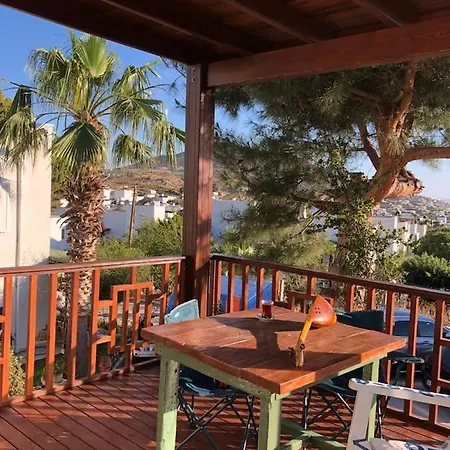Peaceful And Quite House With Greek Islands View Apartamento *