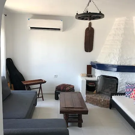 Peaceful And Quite House With Greek Islands View Apartamento