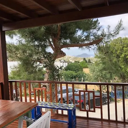 Peaceful And Quite House With Greek Islands View Appartamento *