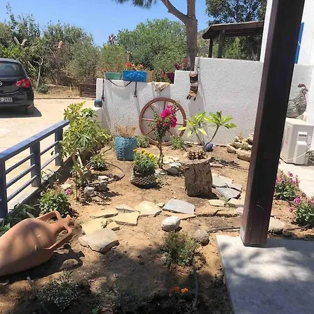 Peaceful And Quite House With Greek Islands View Appartamento